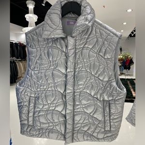 ERL
Silver Woven Puffer Vest